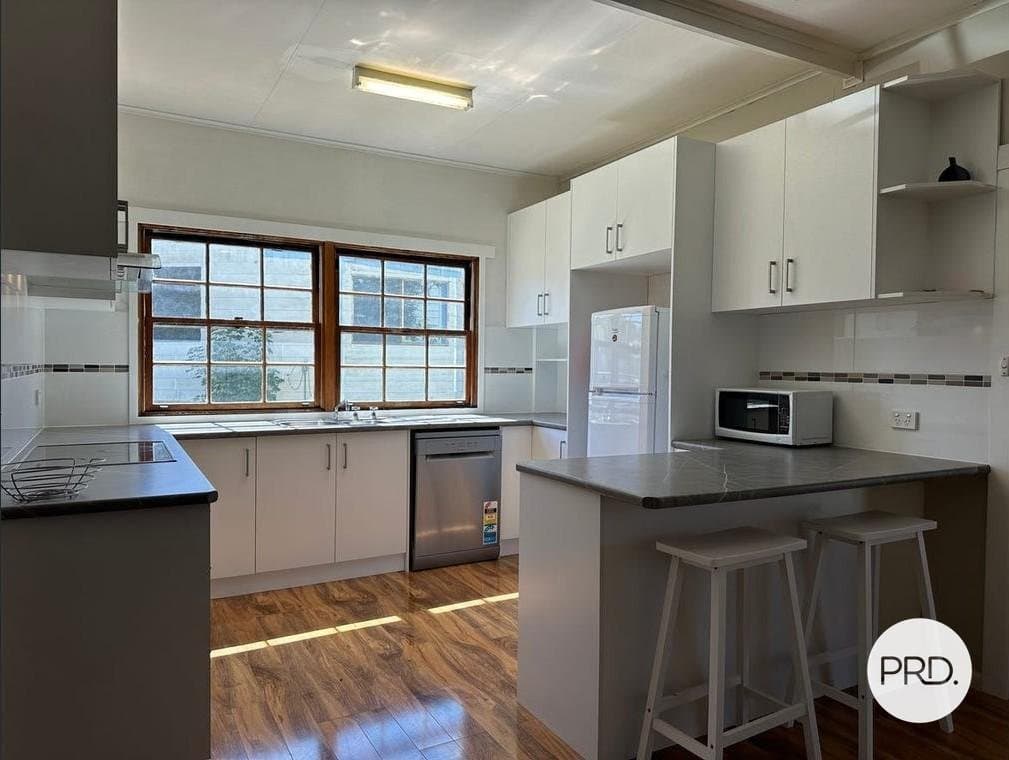 16 Sheather Street, KHANCOBAN NSW 2642, Khancoban - Thumbnail 2