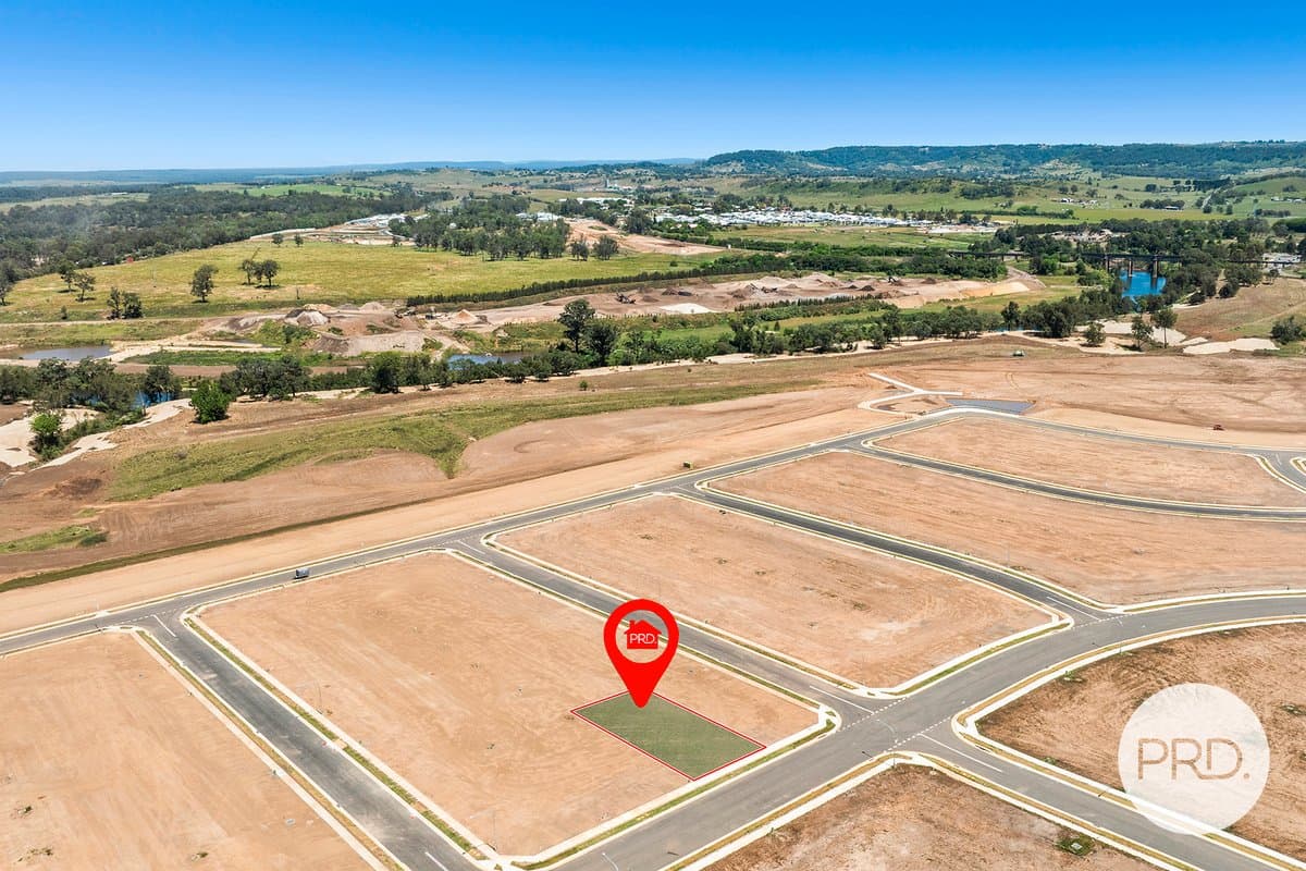 22 Biscay Circuit, MENANGLE PARK NSW 2563, Menangle Park - Thumbnail 2