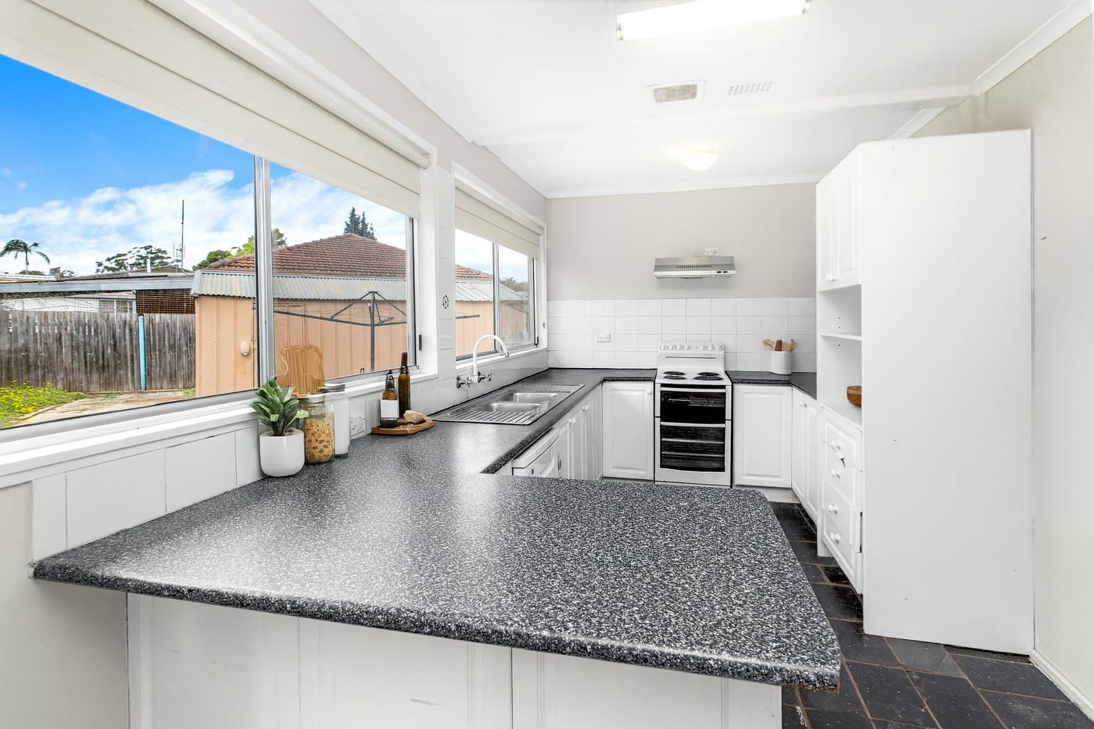27 Culgoa Crescent, KOONAWARRA NSW 2530, Koonawarra - Thumbnail 3