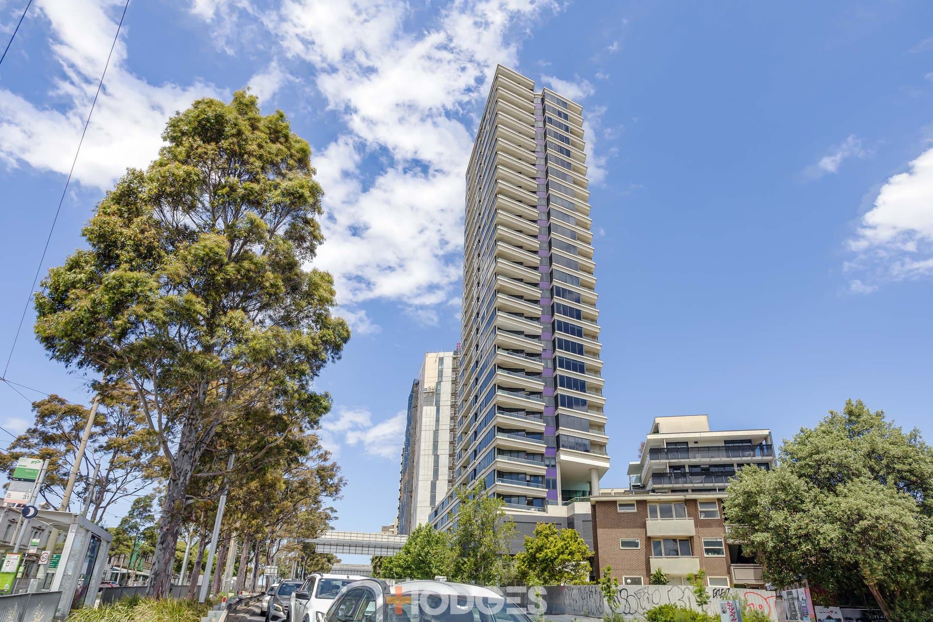 2408 / 3-5 St Kilda Road, Melbourne - Thumbnail 3