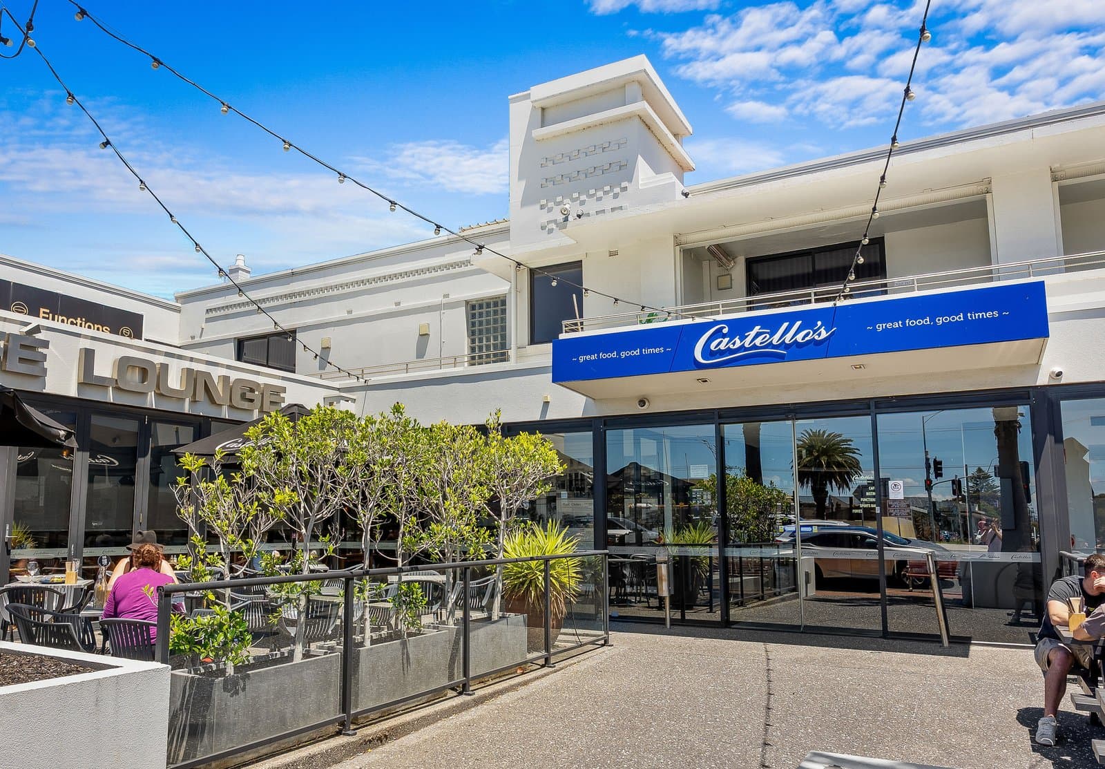 117 Thames Promenade, Chelsea, Chelsea - Image 1