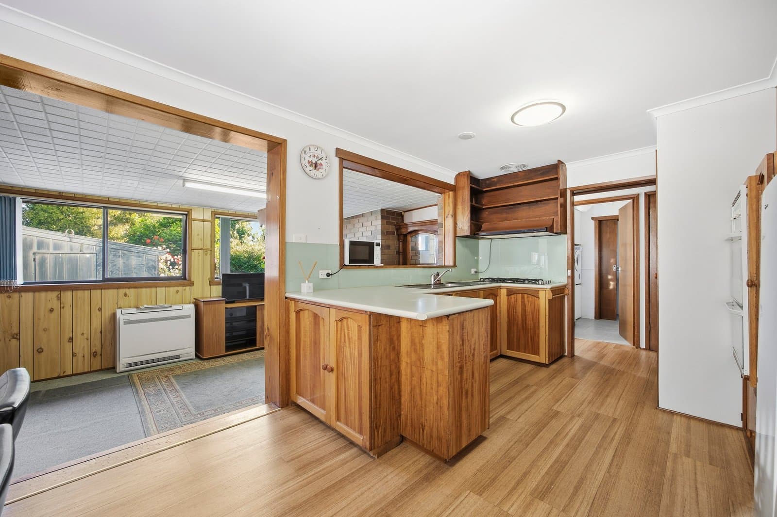 1043 Norman Street, Wendouree, Wendouree - Thumbnail 5