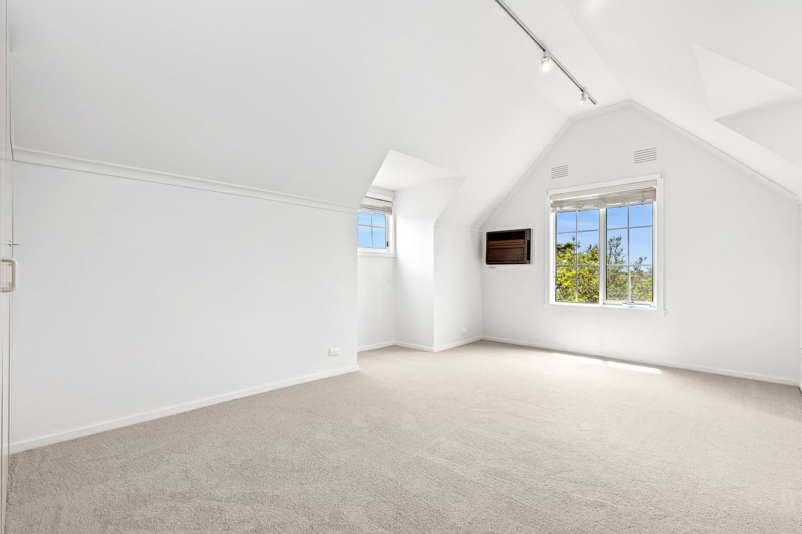 12 St Cloud Court, Highton, Highton - Image 1