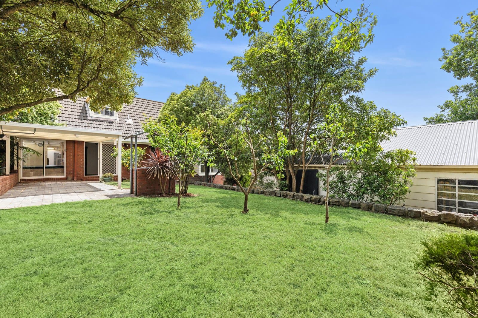12 St Cloud Court, Highton, Highton - Thumbnail 2