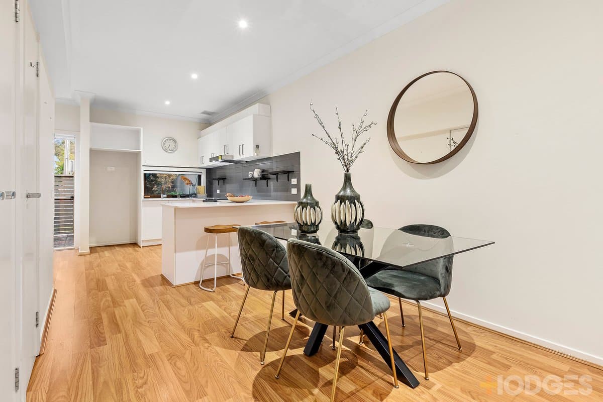 9/235 Wickham Road, Moorabbin - Thumbnail 3