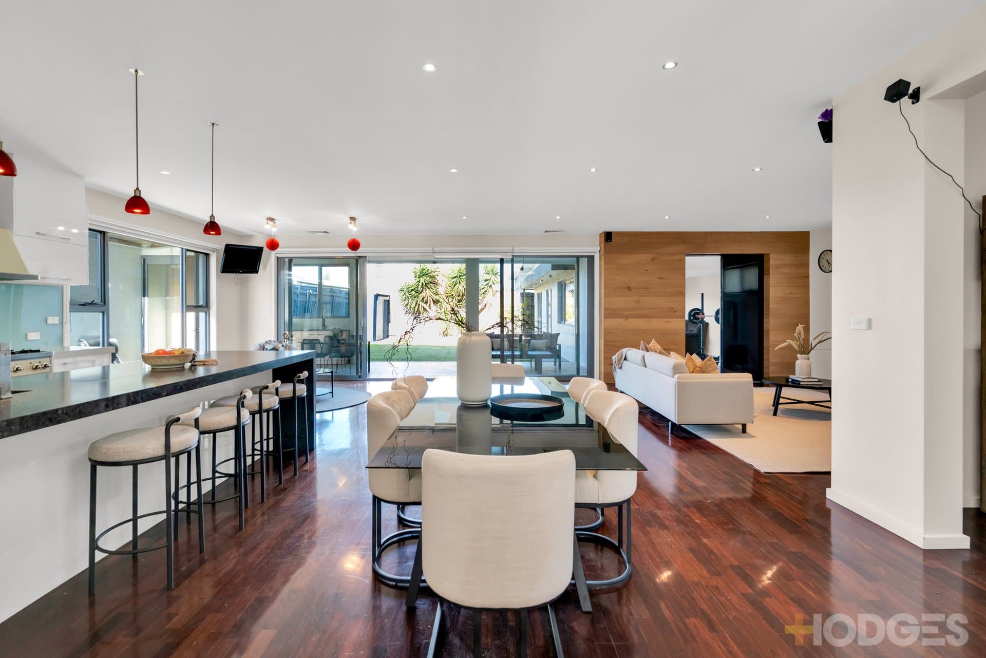12 Antibes Street, Parkdale - Thumbnail 4