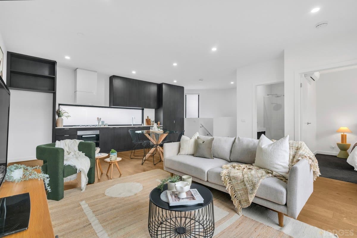 2 / 23 Jean Street, Cheltenham, VIC, 3192, Cheltenham - Image 1