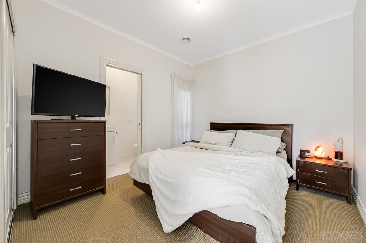 1 / 41 Mambourin Street, Werribee, VIC, 3030, Werribee - Thumbnail 3
