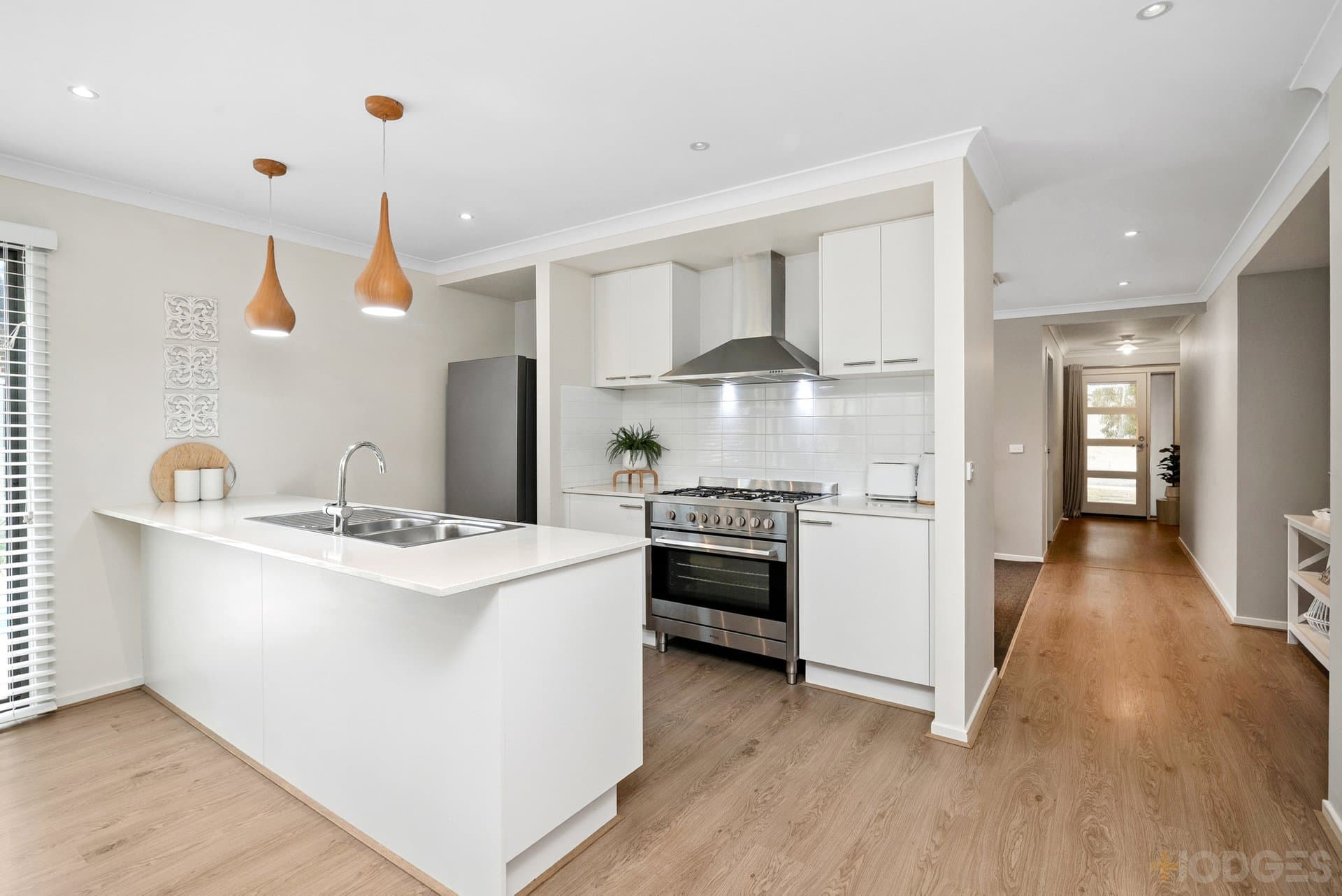 36 Westwood Road, Kilmore - Thumbnail 4
