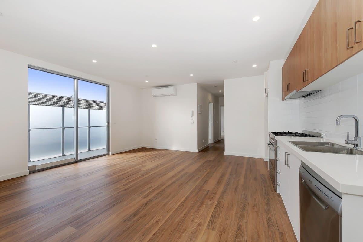 5 / 26 Salisbury Street, Werribee, VIC, 3030, Werribee - Thumbnail 2