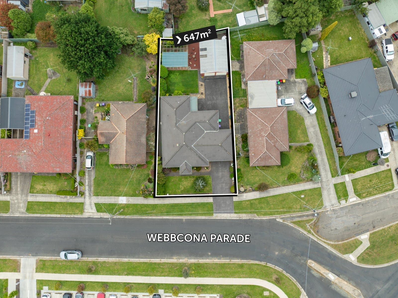 8 Webbcona Parade, Wendouree, Wendouree - Thumbnail 2