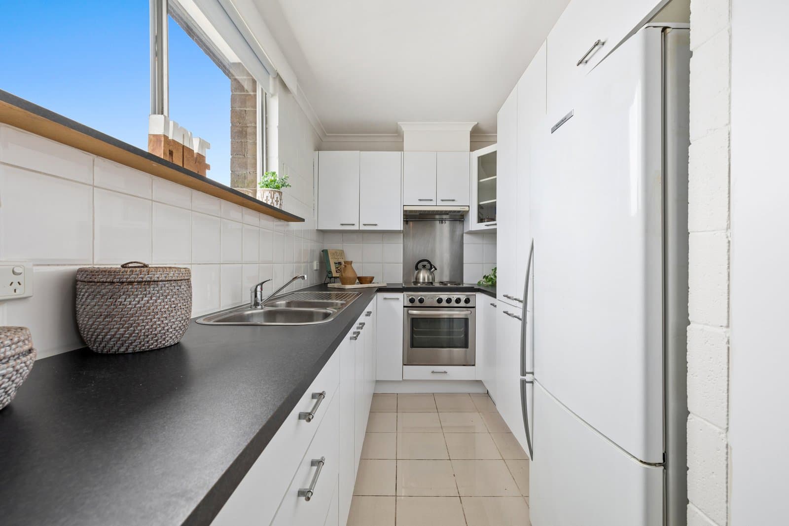 6/12 Collins Street, Mentone, Mentone - Thumbnail 2