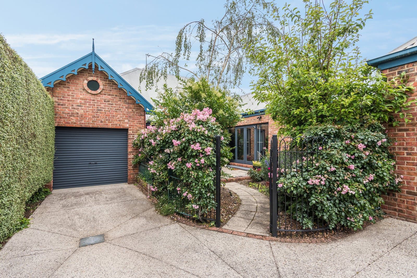 2/21 Russell Street, Newtown, Newtown - Thumbnail 3