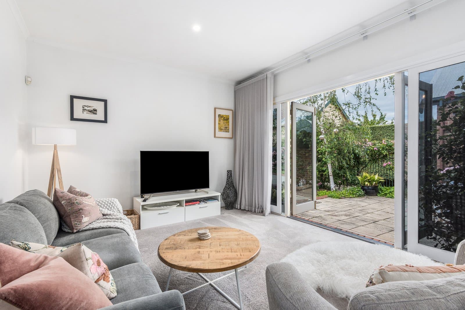 2/21 Russell Street, Newtown, Newtown - Thumbnail 5