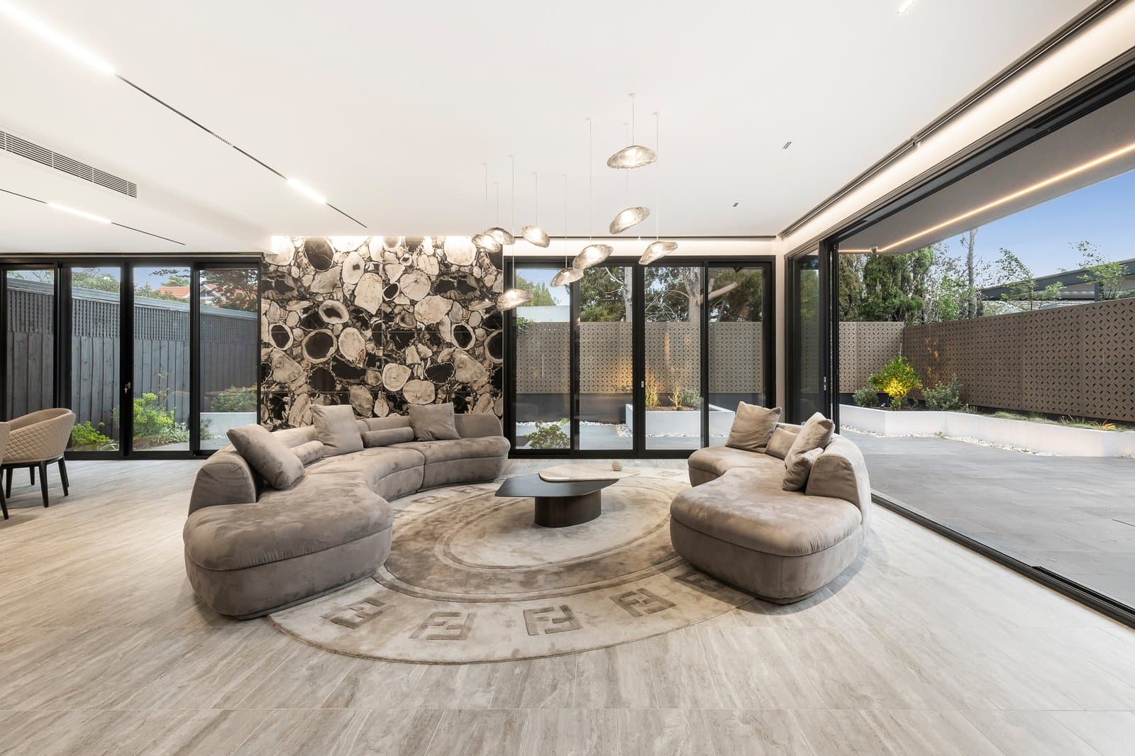 6 Harwood Street, Brighton, Brighton - Thumbnail 5