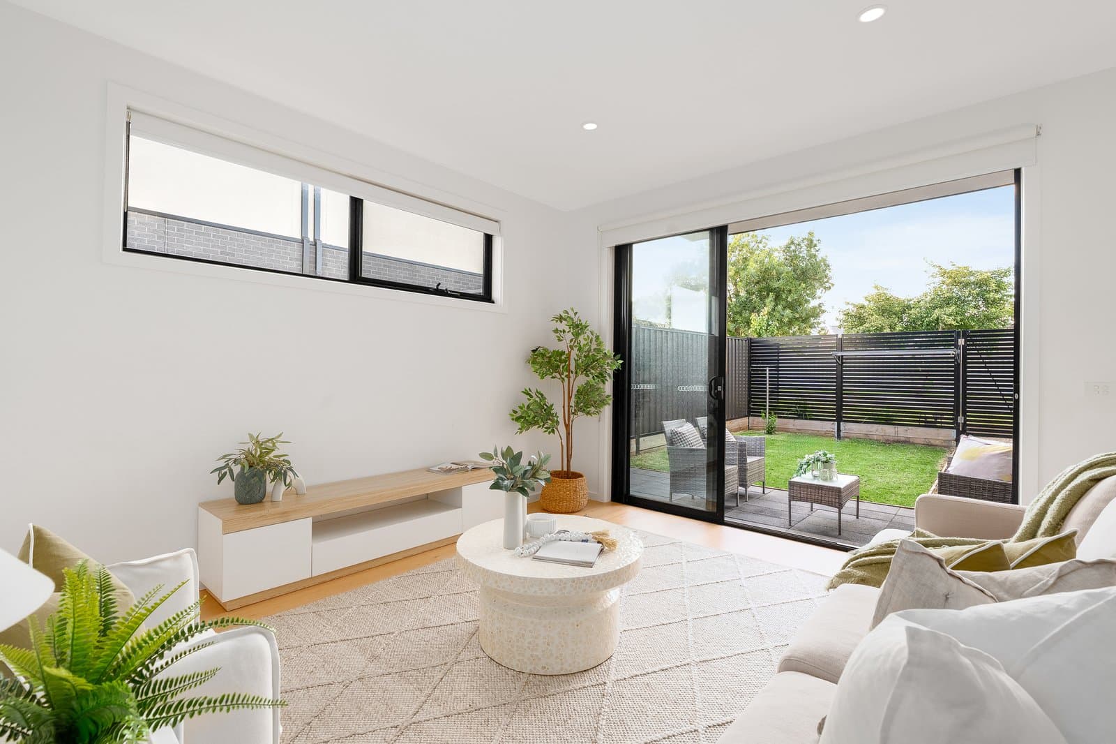 23 Arbour Grove, Belmont, Belmont - Thumbnail 8