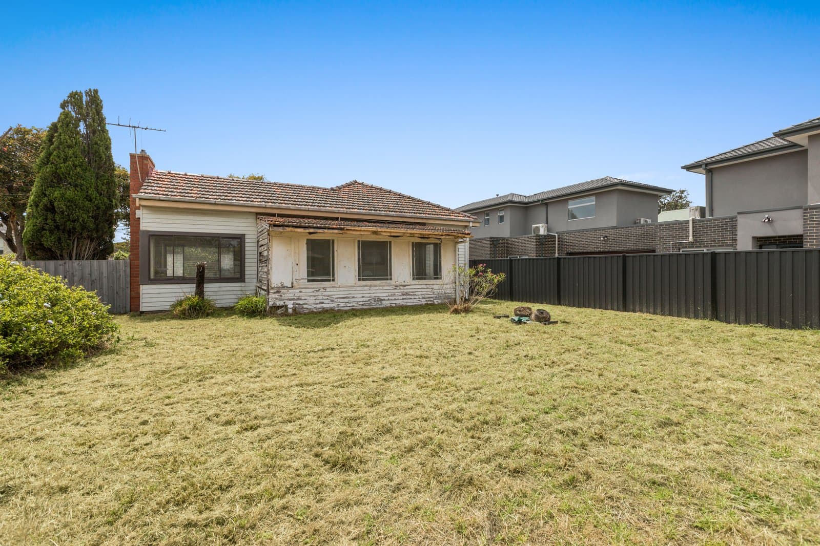 8 Eulinga Avenue, Aspendale, Aspendale - Thumbnail 2