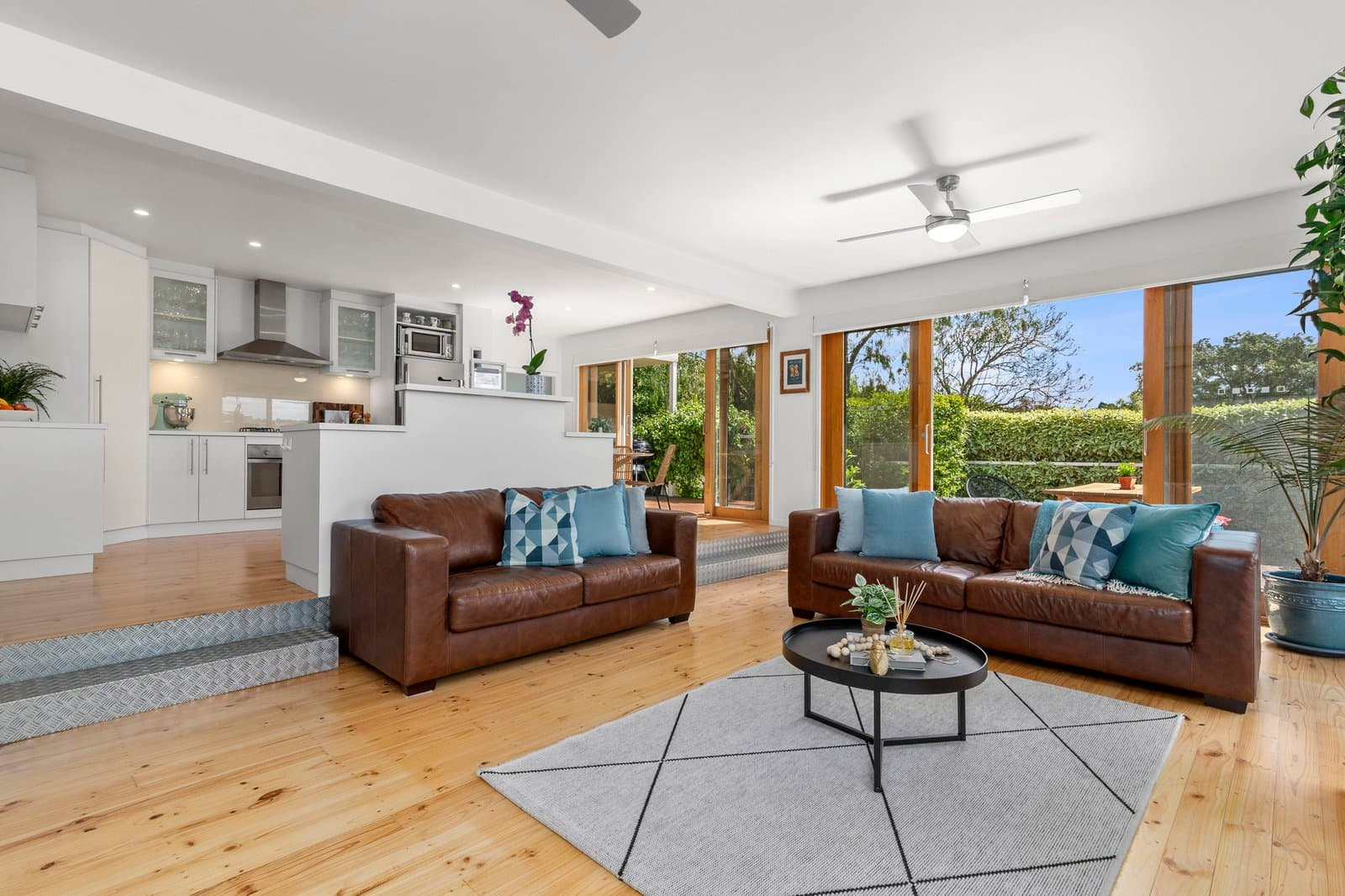 114 Thornhill Road, Highton, Highton - Thumbnail 2