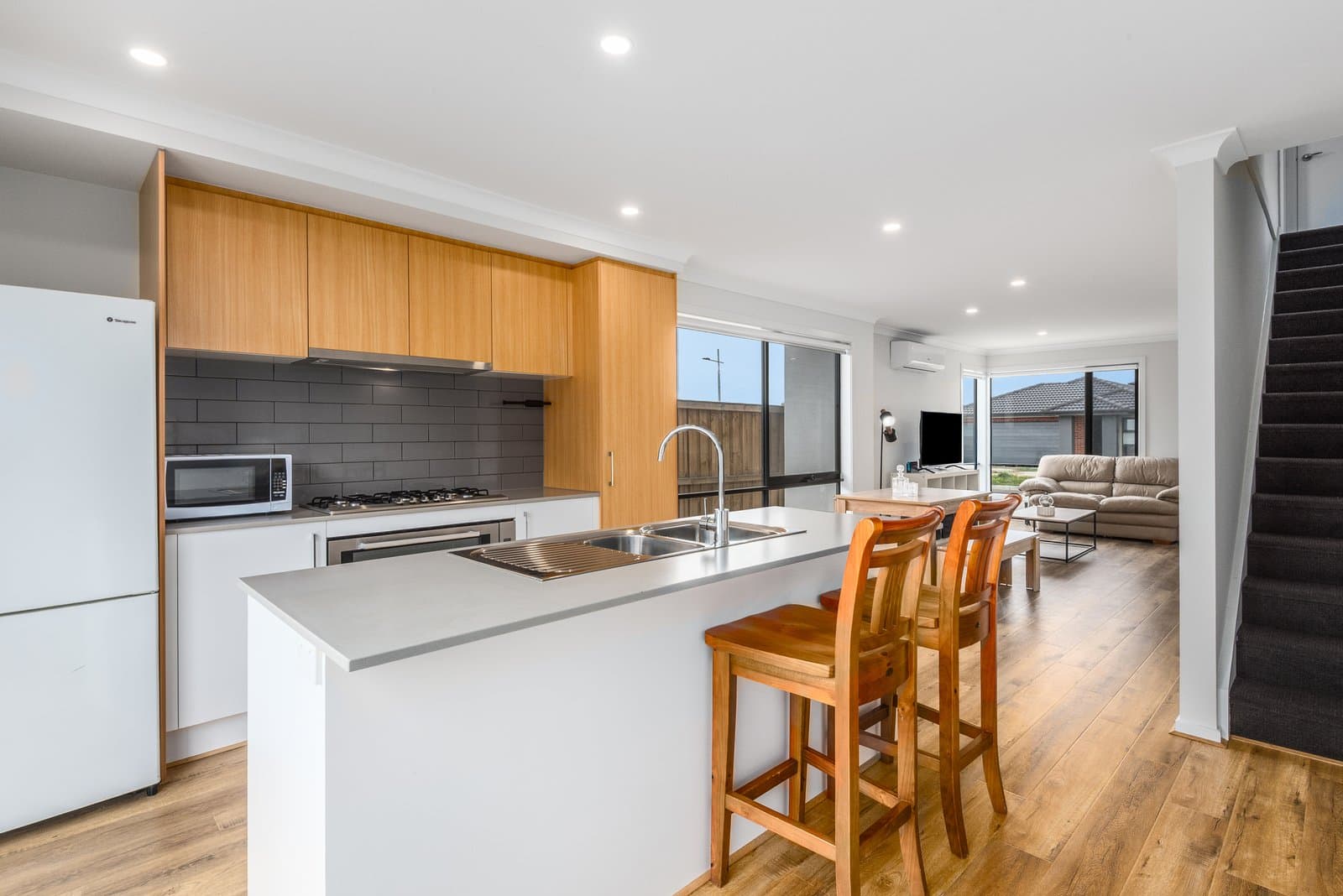 9 Elbert Street, Charlemont, Charlemont - Thumbnail 5