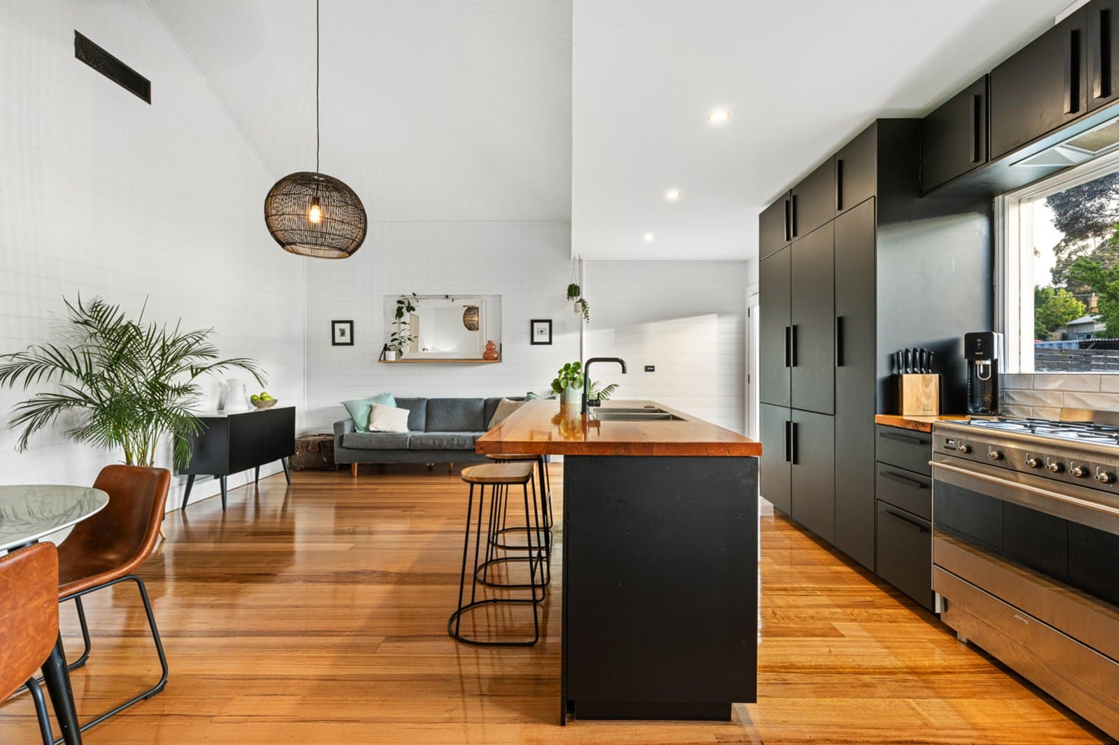 310 Grant Street, Golden Point, Golden Point - Thumbnail 5