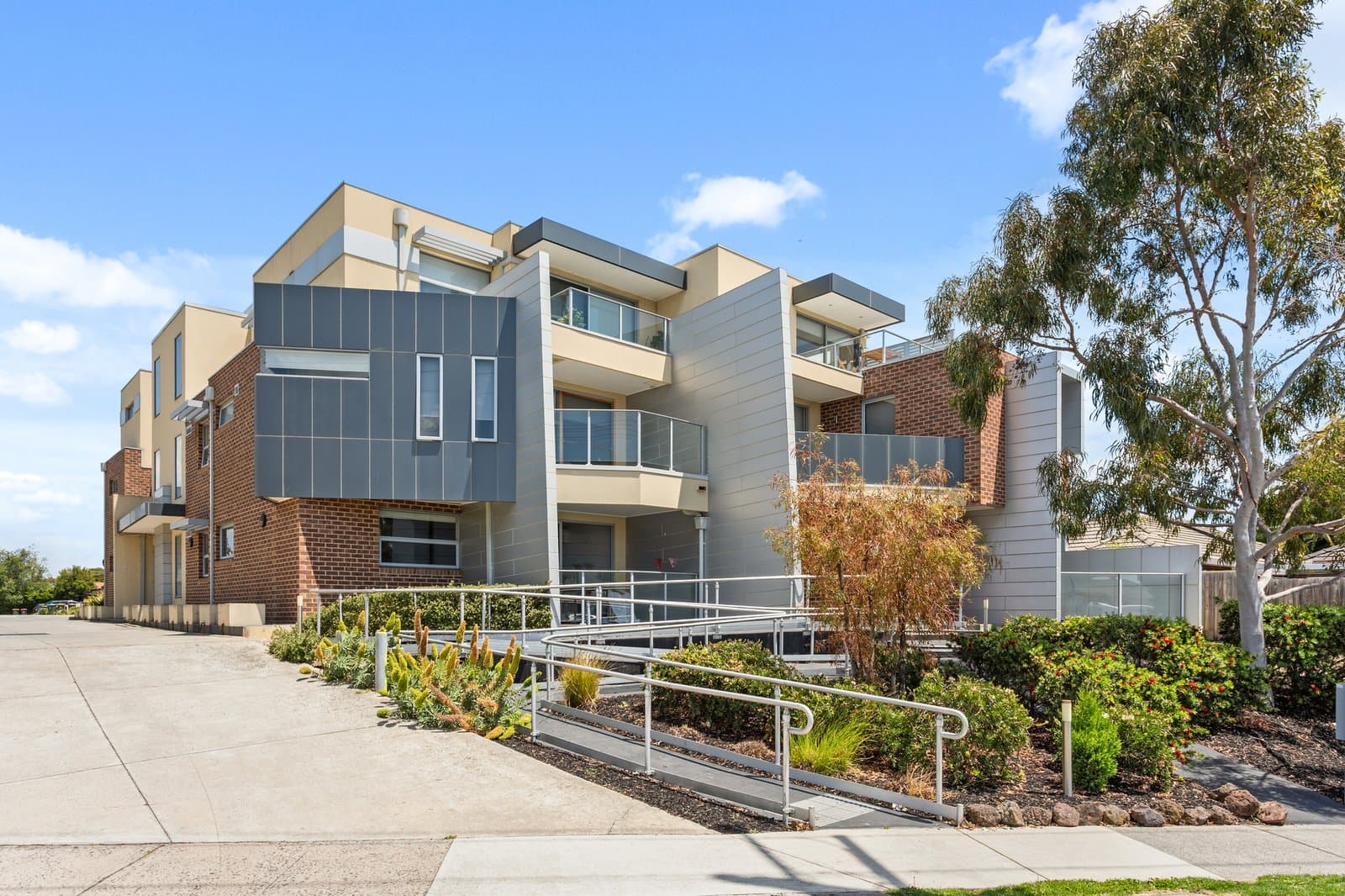 G03/1330 Dandenong Road, Hughesdale, Hughesdale - Thumbnail 2