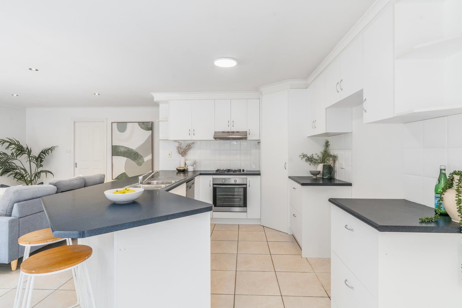 16 Carawatha Avenue, Clifton Springs, Clifton Springs - Thumbnail 8