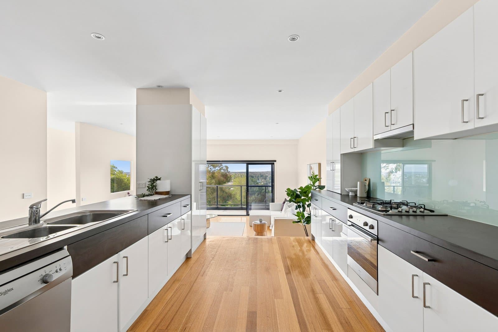 2/5 Lansbury Crescent, Highton, Highton - Thumbnail 5