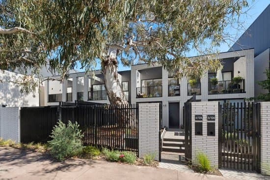 4/124 White Street, Mordialloc, Mordialloc - Image 1