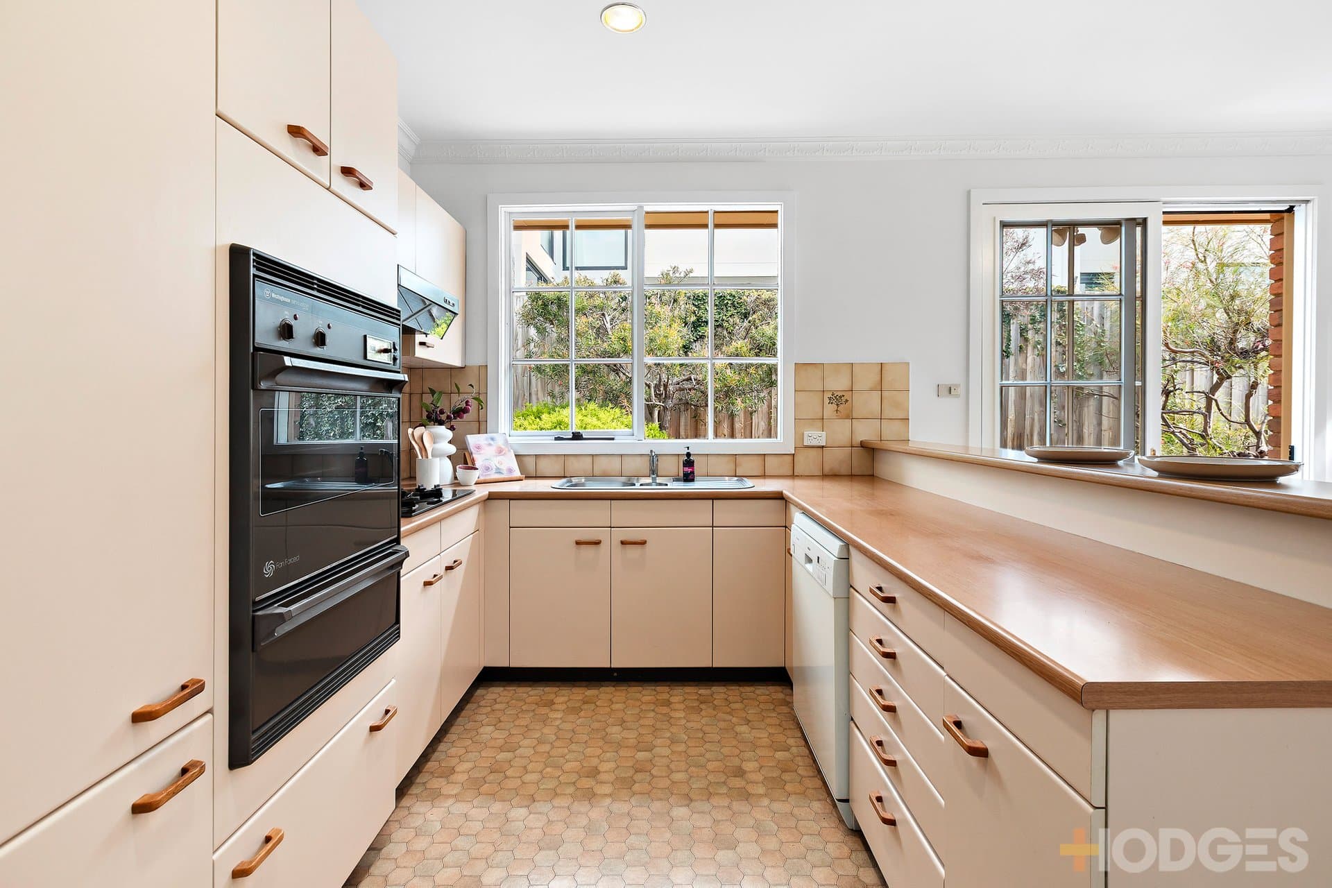 2/6 Sandringham Road, Sandringham - Thumbnail 8