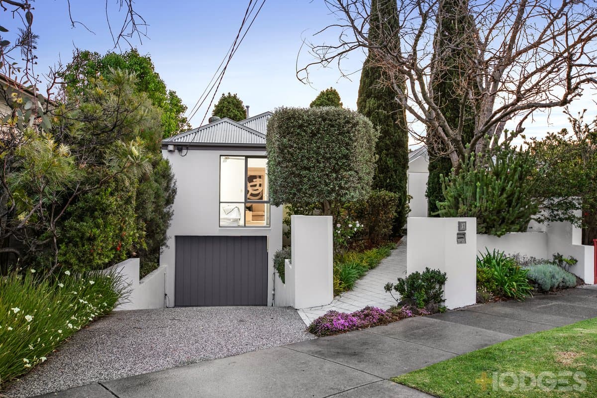 37 Orlando Street, Hampton - Image 1