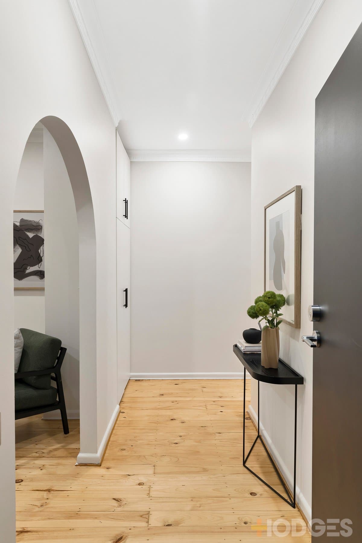 2/27 Crisp Street, Hampton - Thumbnail 3