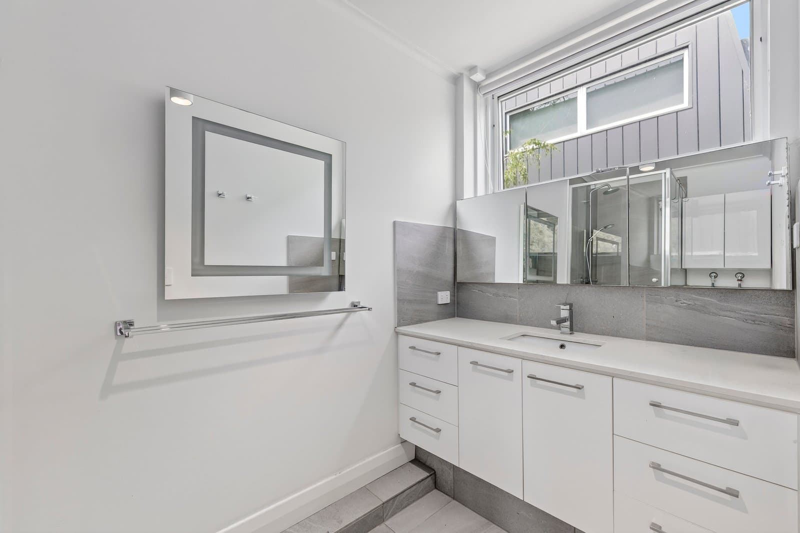 5/503 St Kilda Street, Elwood, Elwood - Image 1