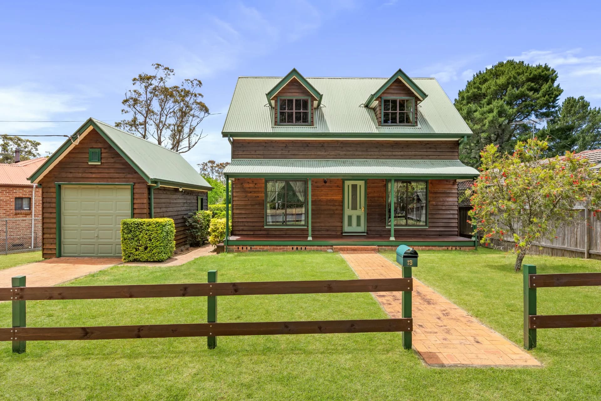 13 Fourth Avenue, Katoomba., Katoomba - Image 1
