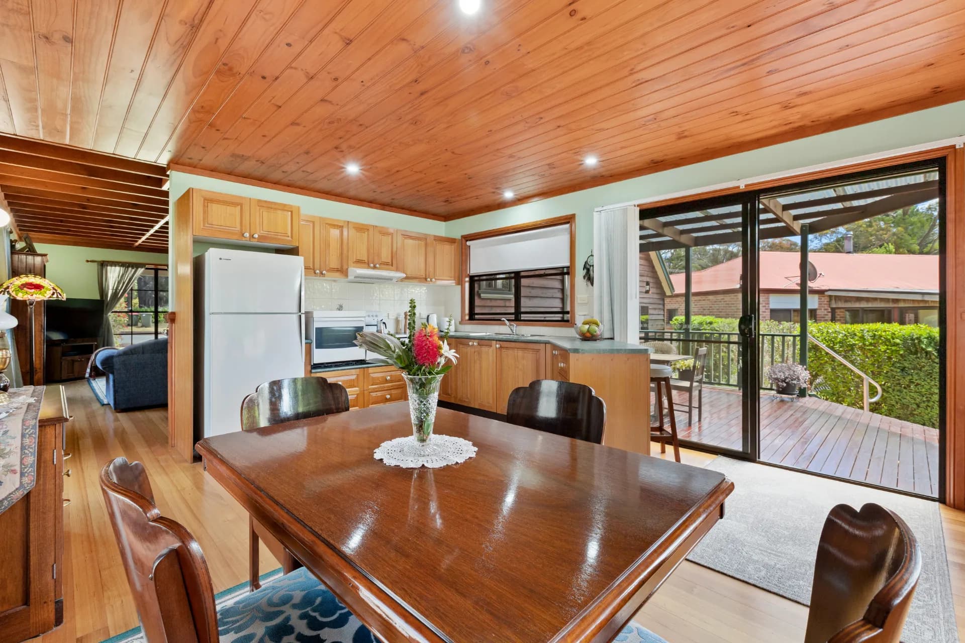 13 Fourth Avenue, Katoomba., Katoomba - Thumbnail 4