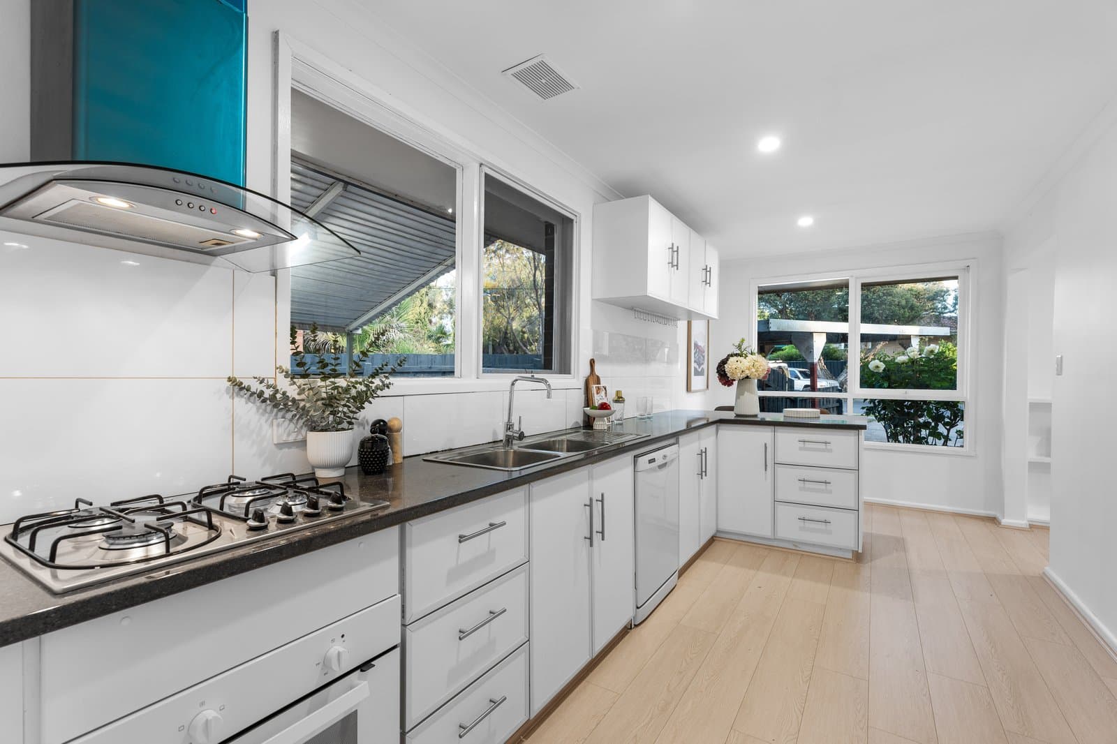 1 Dalpura Drive, Bayswater, Bayswater - Thumbnail 7