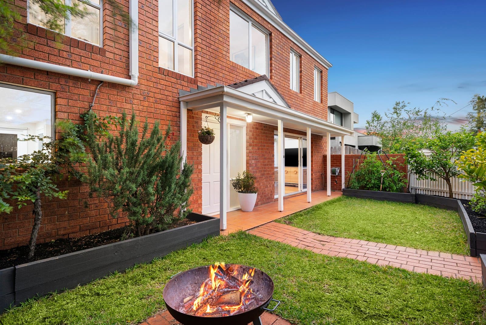 1/30 Ludstone Street, Hampton, Hampton - Thumbnail 2