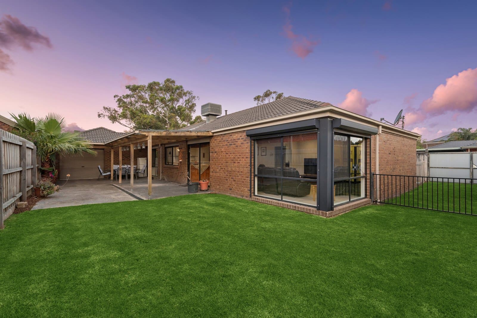 8 Carrington Close, Chelsea Heights, Chelsea Heights - Thumbnail 2