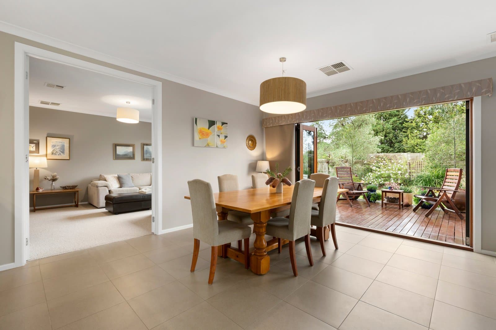 9 Annandale Crescent, Glen Waverley, Glen Waverley - Thumbnail 4
