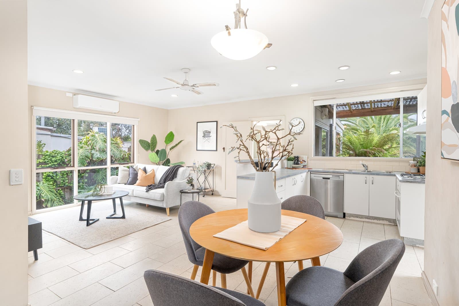 23 Hawthorn Avenue, Belmont, Belmont - Thumbnail 4