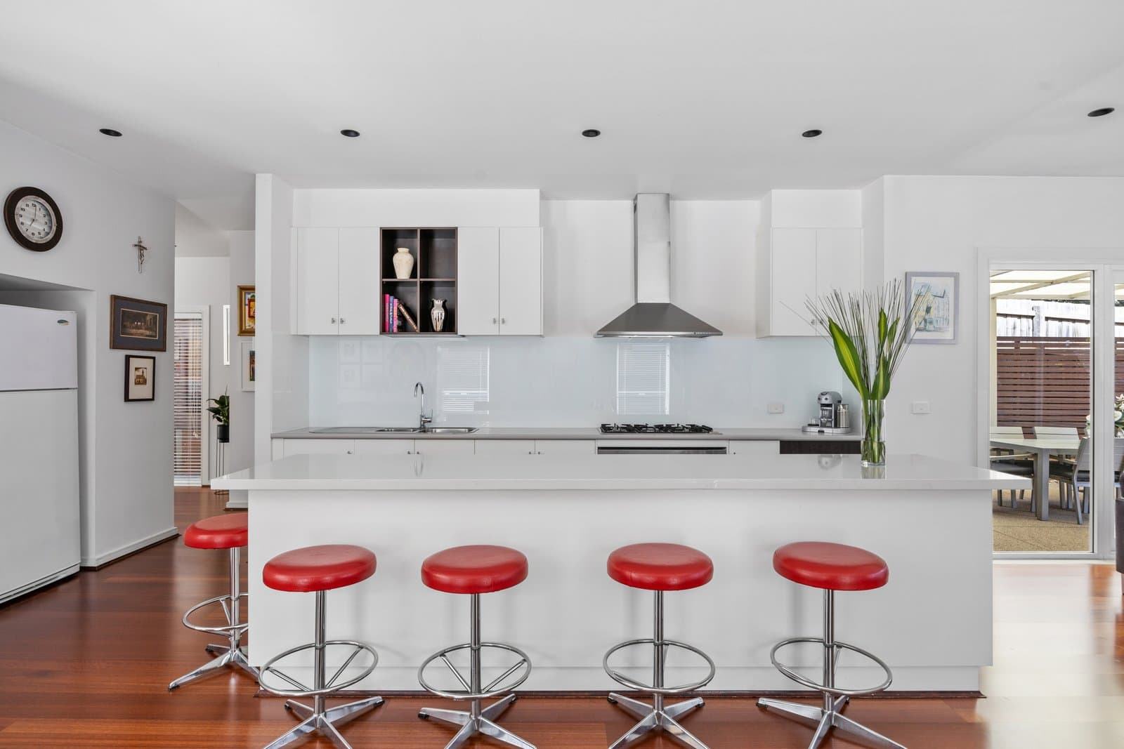 10 Illawarra Close, Chadstone, Chadstone - Thumbnail 5