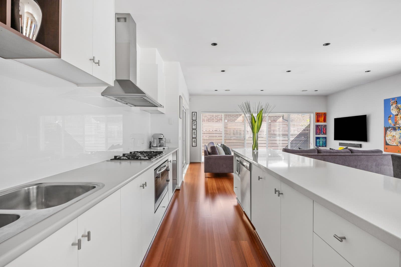 10 Illawarra Close, Chadstone, Chadstone - Thumbnail 7