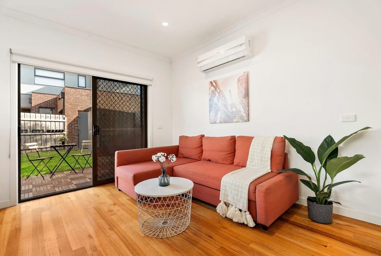1/67 Eva Street, Clayton, Clayton - Thumbnail 2