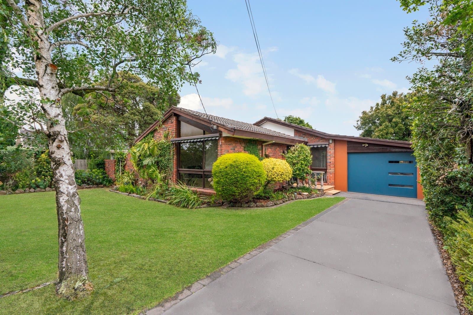 4 Chivers Avenue, Glen Waverley, Glen Waverley - Thumbnail 4