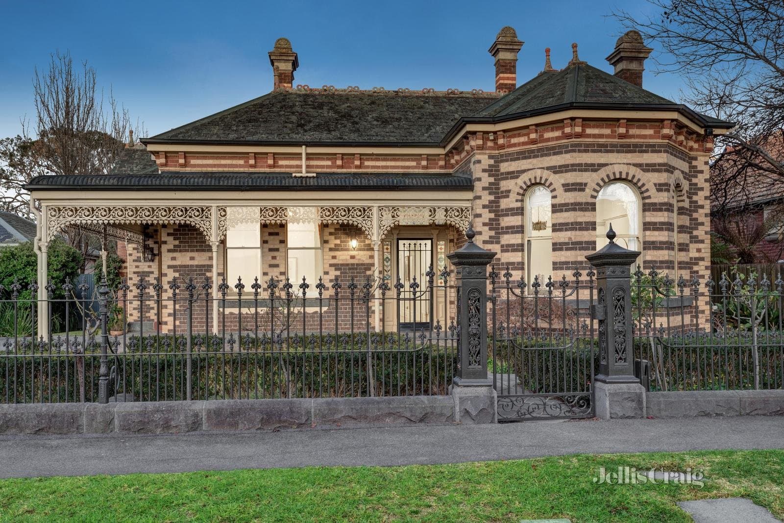 11 Kasouka Road, Camberwell, Camberwell - Thumbnail 2