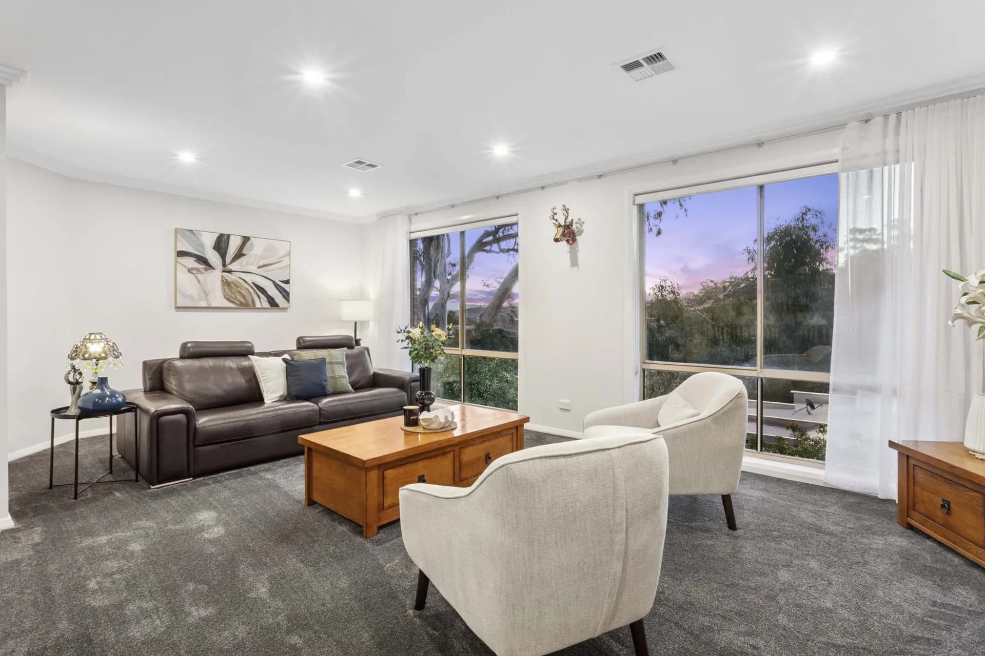 4 Ella Close, Jerrabomberra., Jerrabomberra - Thumbnail 2