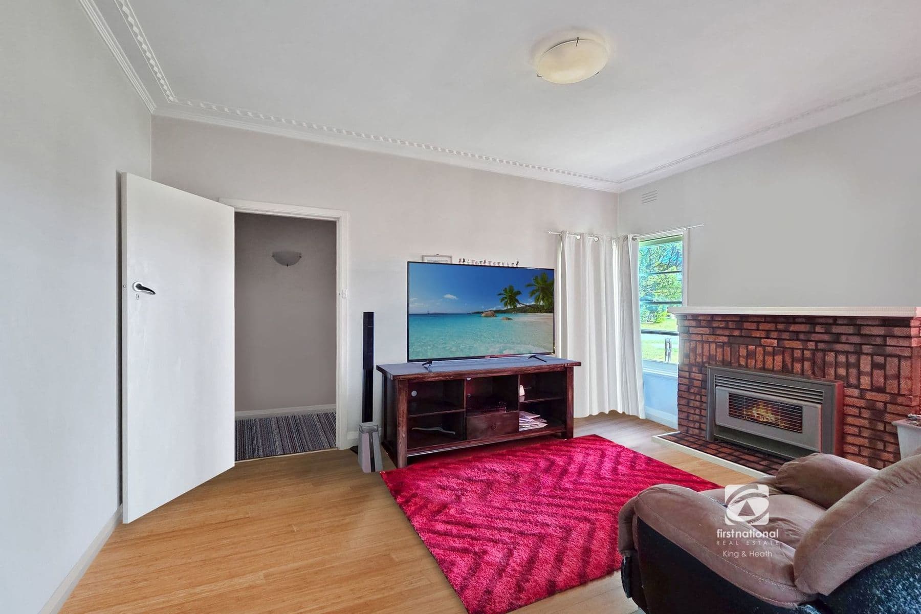 13 O'Brien Street, Bairnsdale VIC 3875, Bairnsdale - Thumbnail 2