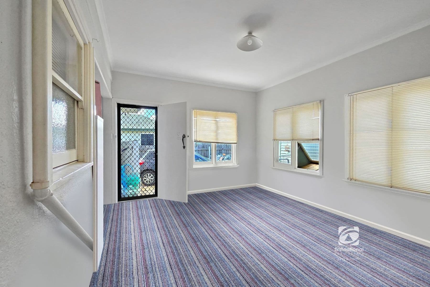 13 O'Brien Street, Bairnsdale VIC 3875, Bairnsdale - Thumbnail 5