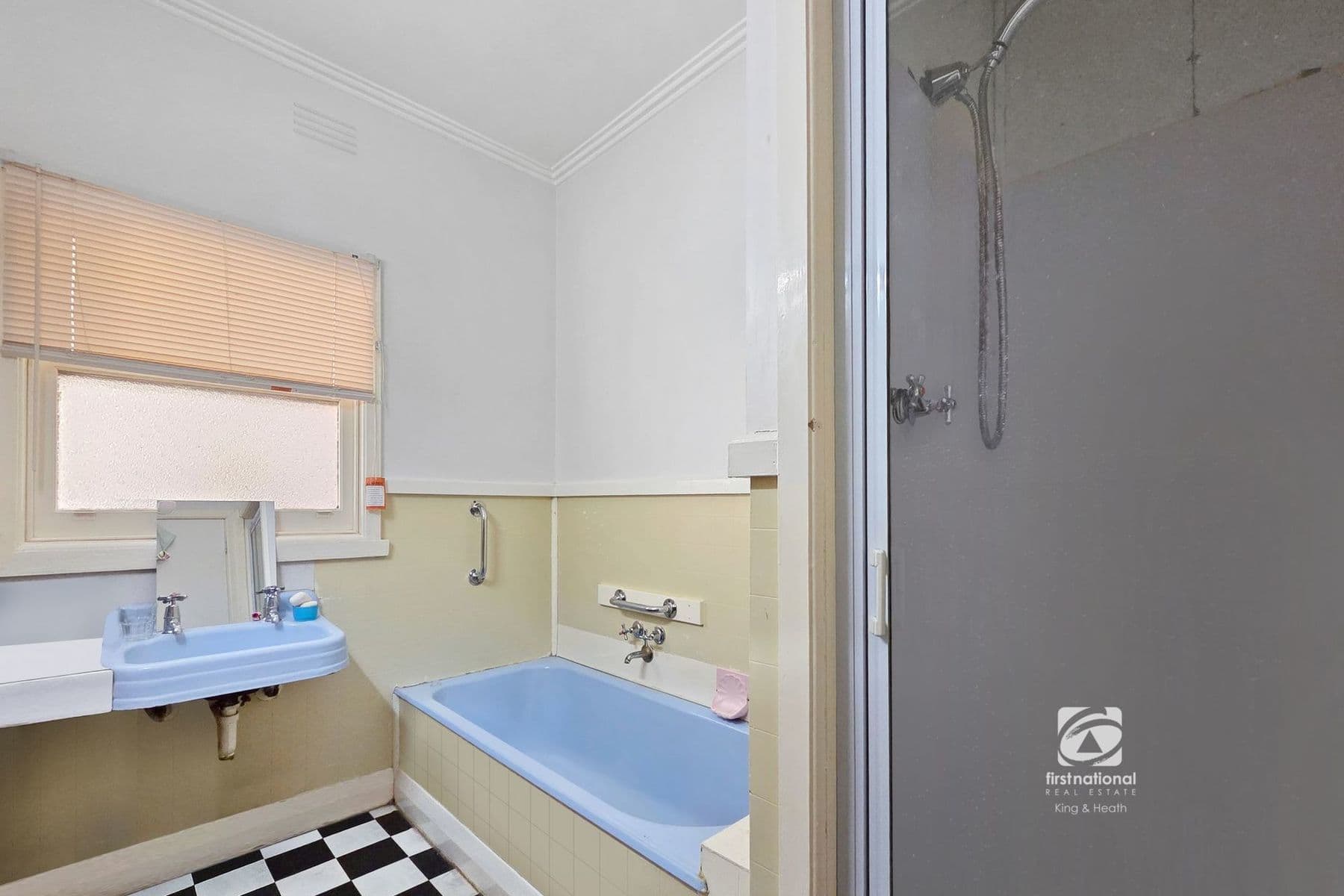 13 O'Brien Street, Bairnsdale VIC 3875, Bairnsdale - Thumbnail 6