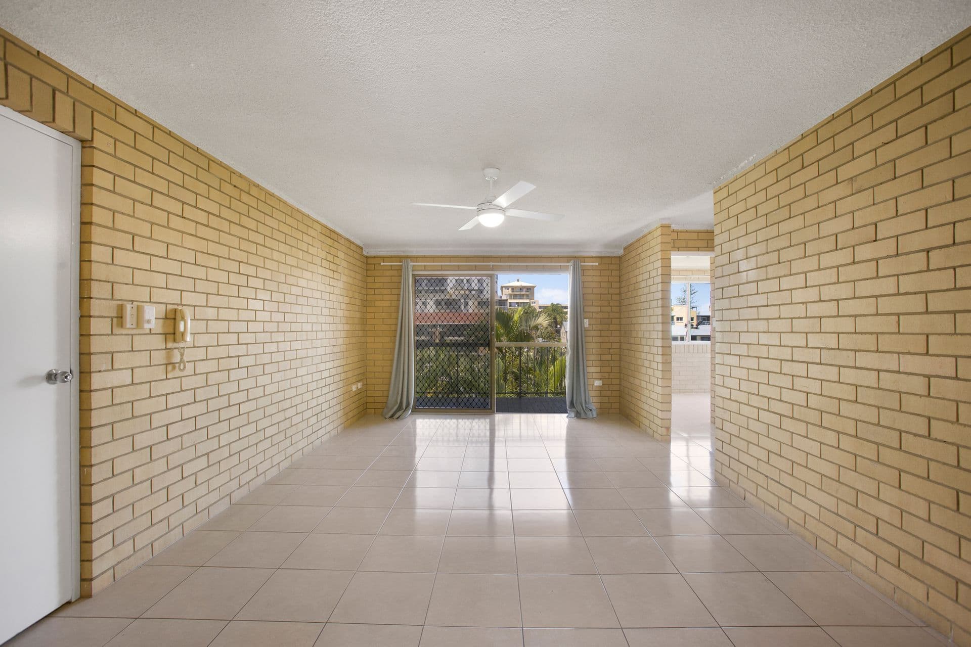 6/1 Sykes Avenue, Kings Beach, QLD, 4551, Kings Beach - Thumbnail 3