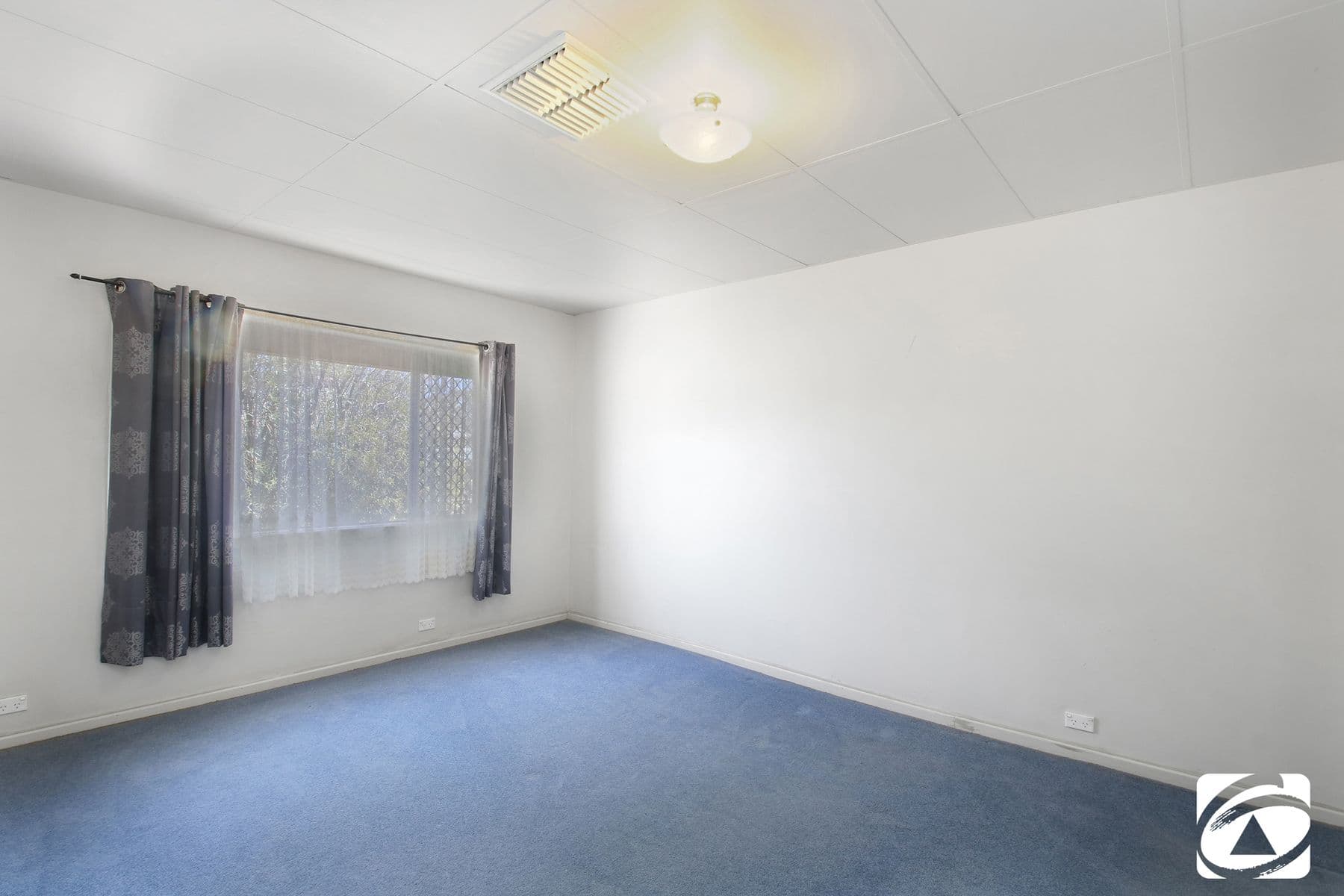 145 Gaffney Lane, Broken Hill NSW 2880, Broken Hill - Thumbnail 2